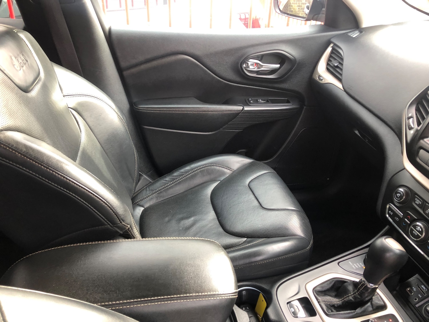 Used Jeep Cherokee 2016 for sale - 77989812: Photo 8