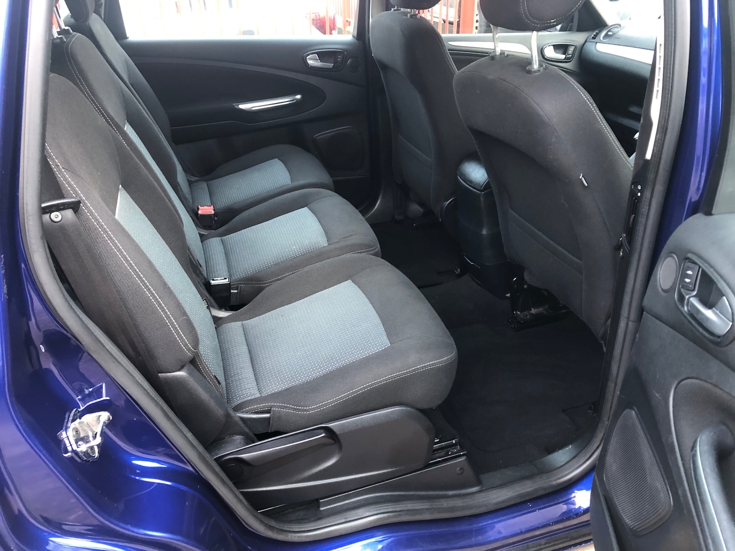 Used Ford S-Max 2014 for sale - 77436223: Photo 13