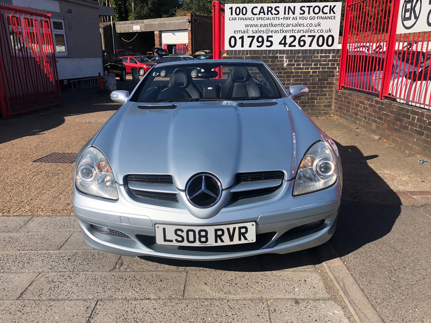 Used Mercedes-Benz SLK 2008 for sale - 76120145: Photo 2