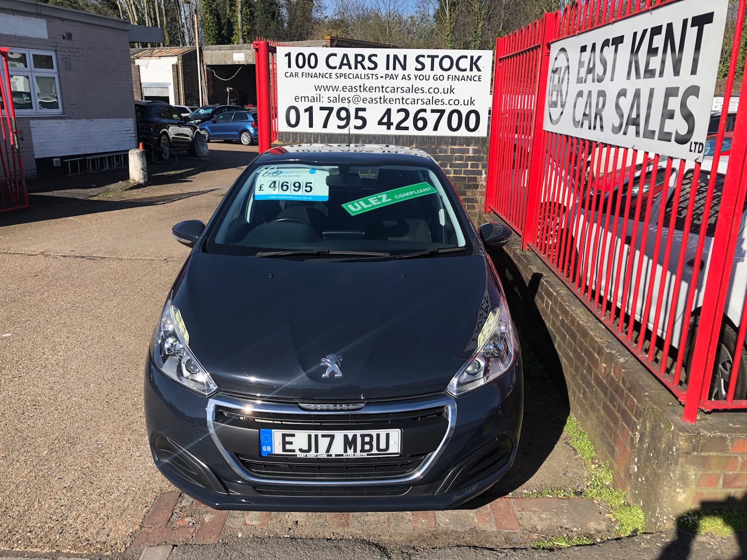 Used Peugeot 208 2017 for sale - 77719043: Photo 2