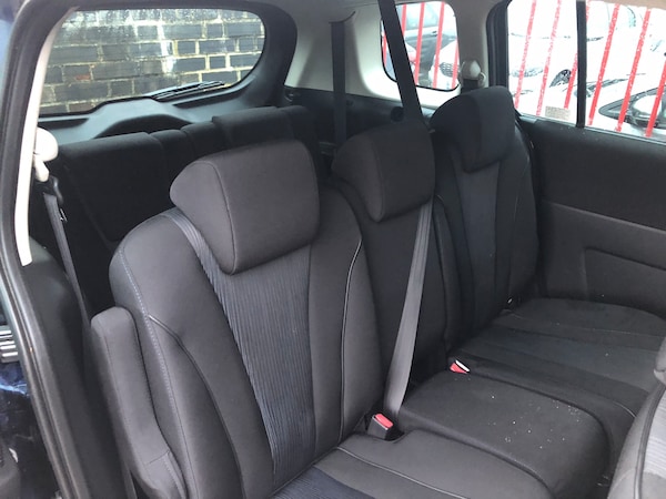 Used Mazda Mazda5 2013 for sale - 72430199: Photo 9