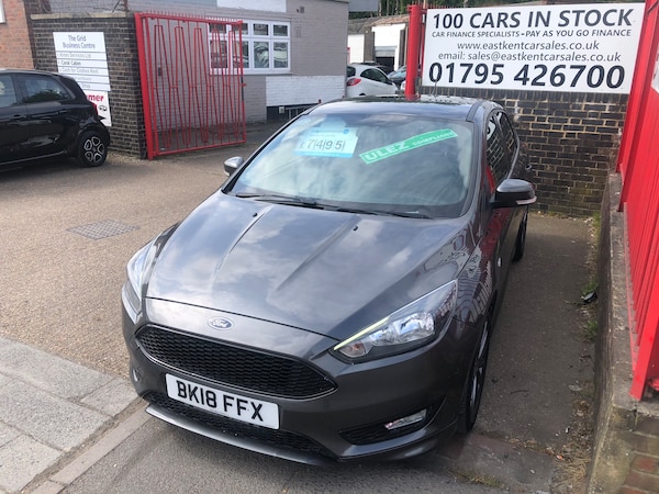 Used Ford Focus 2018 for sale - 74582037: Photo 3