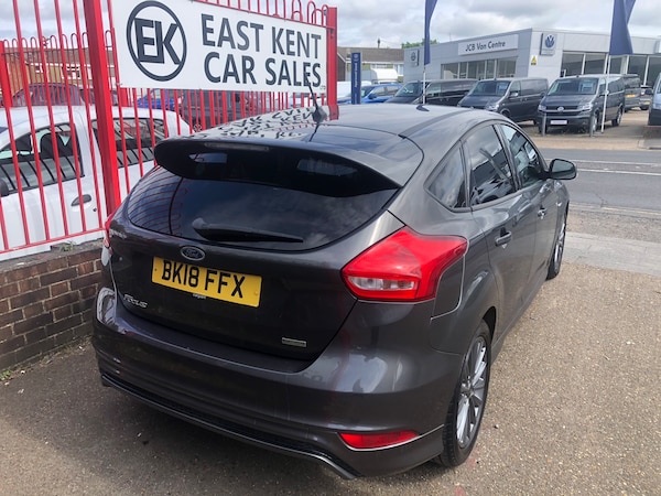 Used Ford Focus 2018 for sale - 74582037: Photo 7