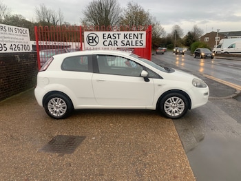 Used Fiat Punto 2014 for sale - 76750907: Photo