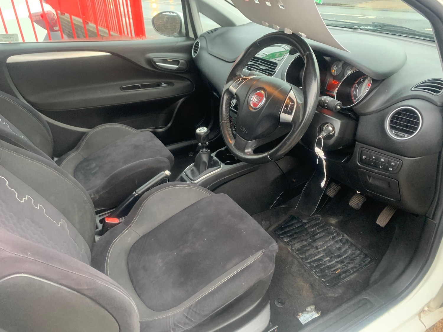 Used Fiat Punto 2014 for sale - 76750907: Photo 8