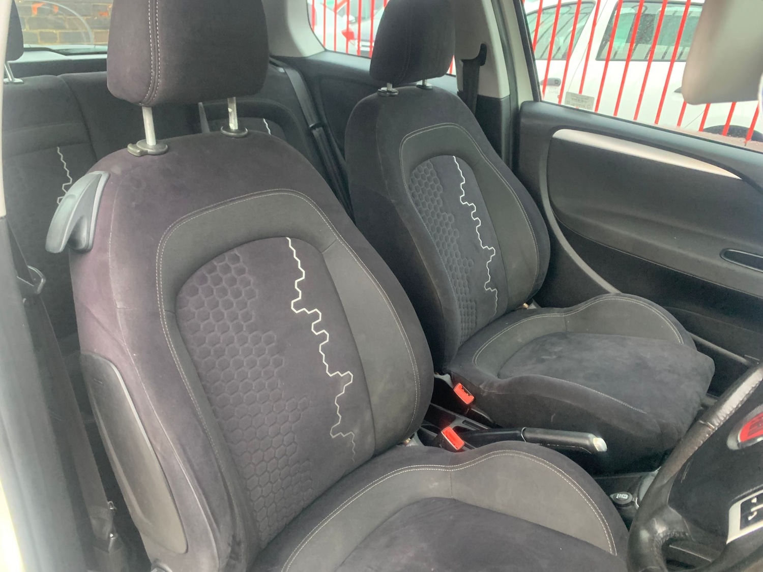 Used Fiat Punto 2014 for sale - 76750907: Photo 9