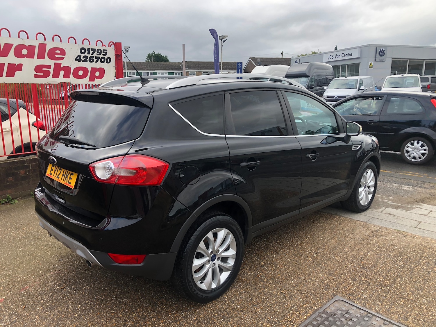 Used Ford Kuga 2012 for sale - 76896393: Photo 2