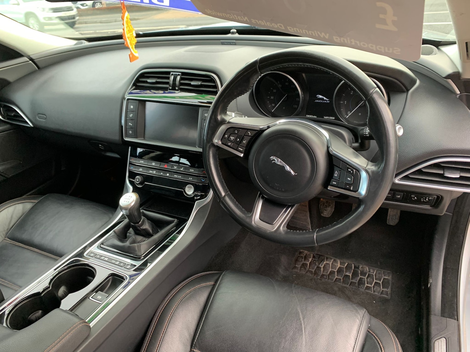 Used Jaguar XE 2017 for sale - 77148593: Photo 10