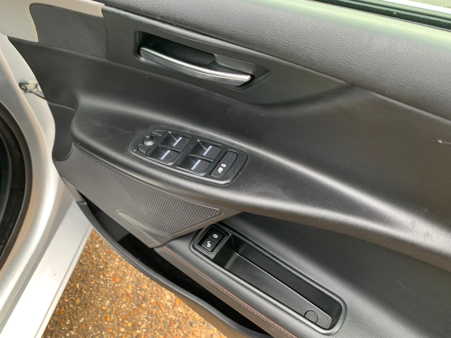 Used Jaguar XE 2017 for sale - 77148593: Photo 12