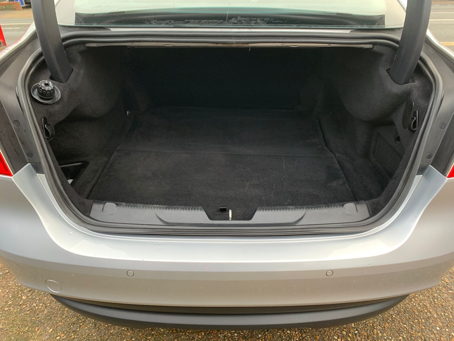 Used Jaguar XE 2017 for sale - 77148593: Photo 14