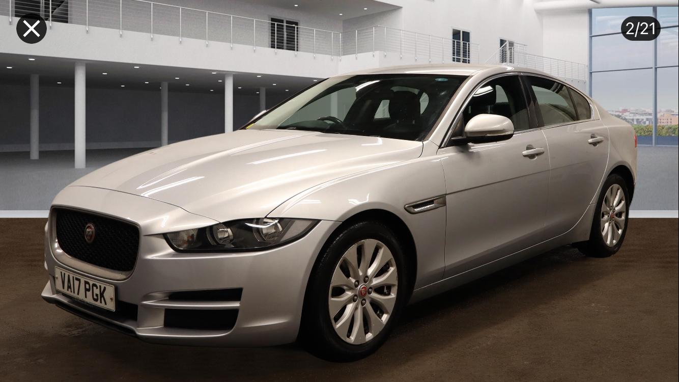 Used Jaguar XE 2017 for sale - 77148593: Photo 2