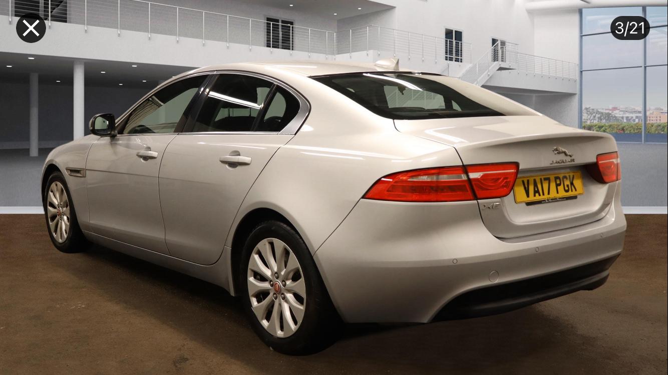 Used Jaguar XE 2017 for sale - 77148593: Photo 3
