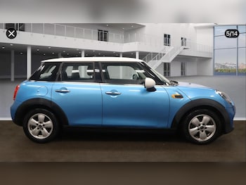 Used MINI Hatch 2017 for sale - 76934260: Photo