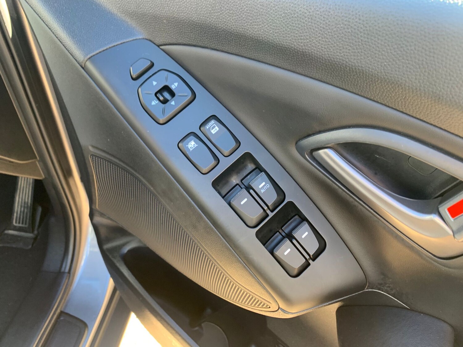 Used Hyundai Ix35 2015 for sale - 76186896: Photo 14