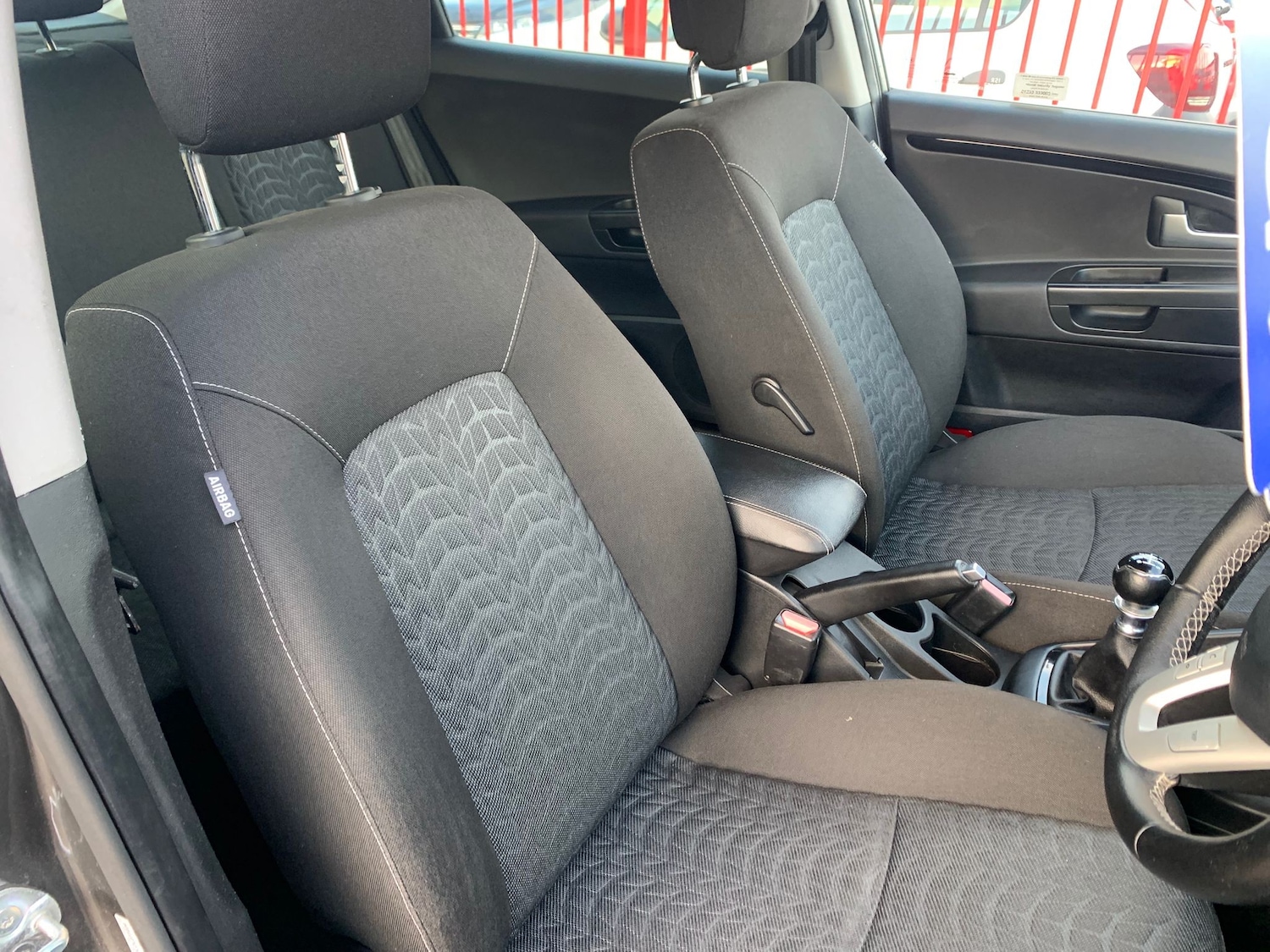 Used Kia Ceed 2011 for sale - 76783316: Photo 9