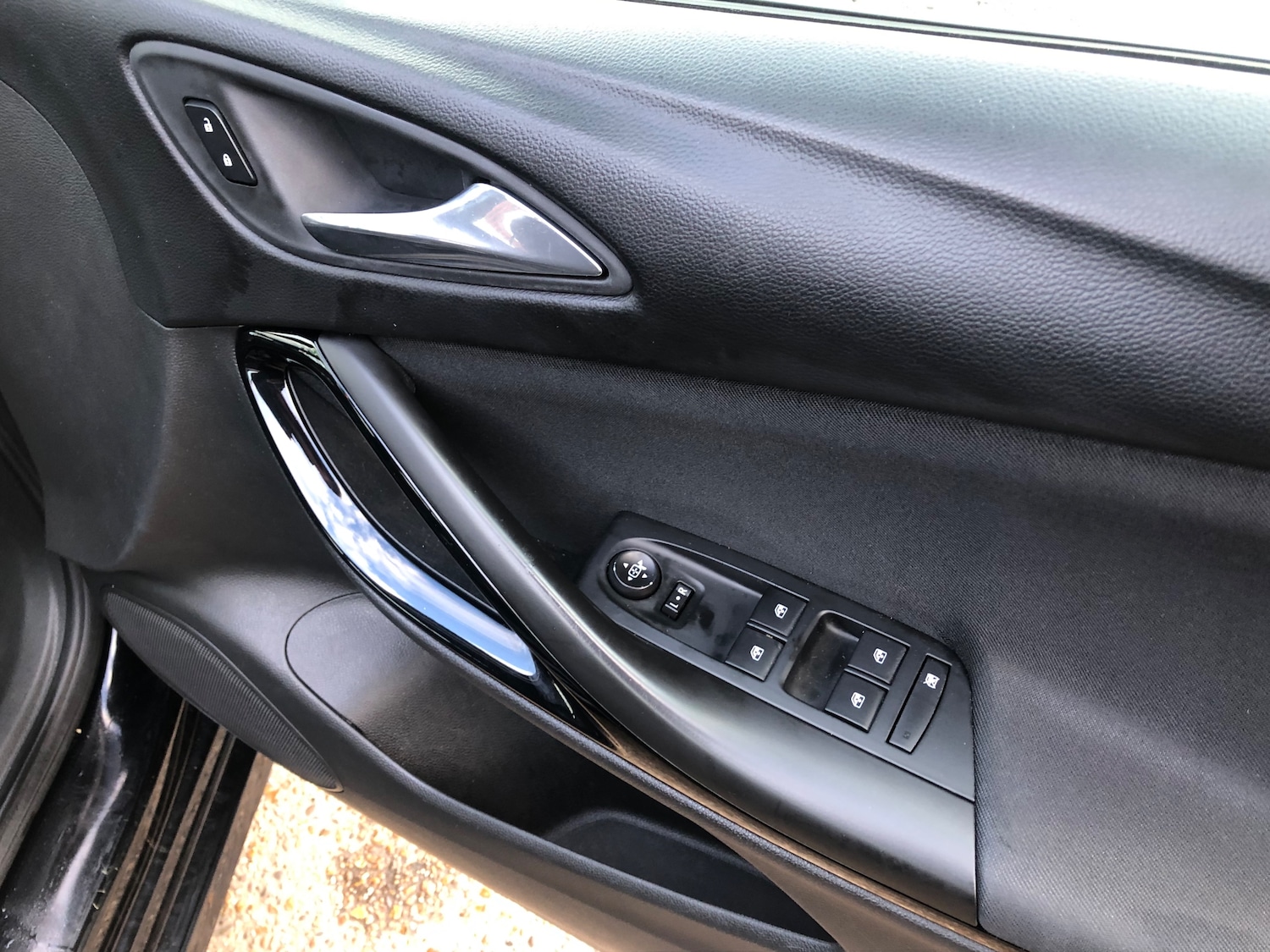 Used Vauxhall Astra 2018 for sale - 77436215: Photo 11