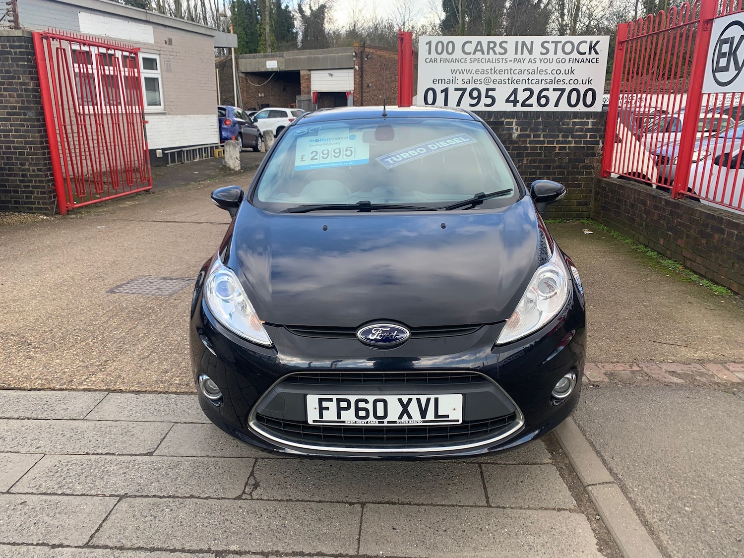 Used Ford Fiesta 2011 for sale - 77654089: Photo 2