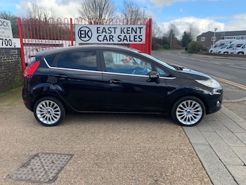 Used Ford Fiesta 2011 for sale - 77654089: Photo