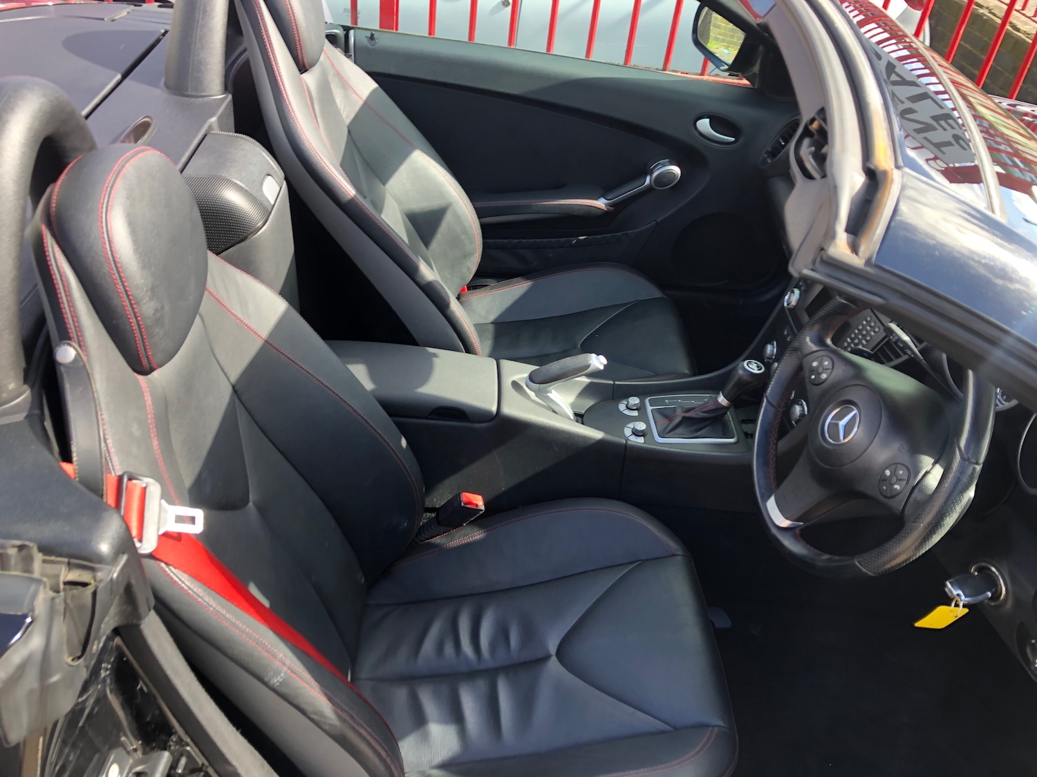 Used Mercedes-Benz SLK 2009 for sale - 78026249: Photo 9