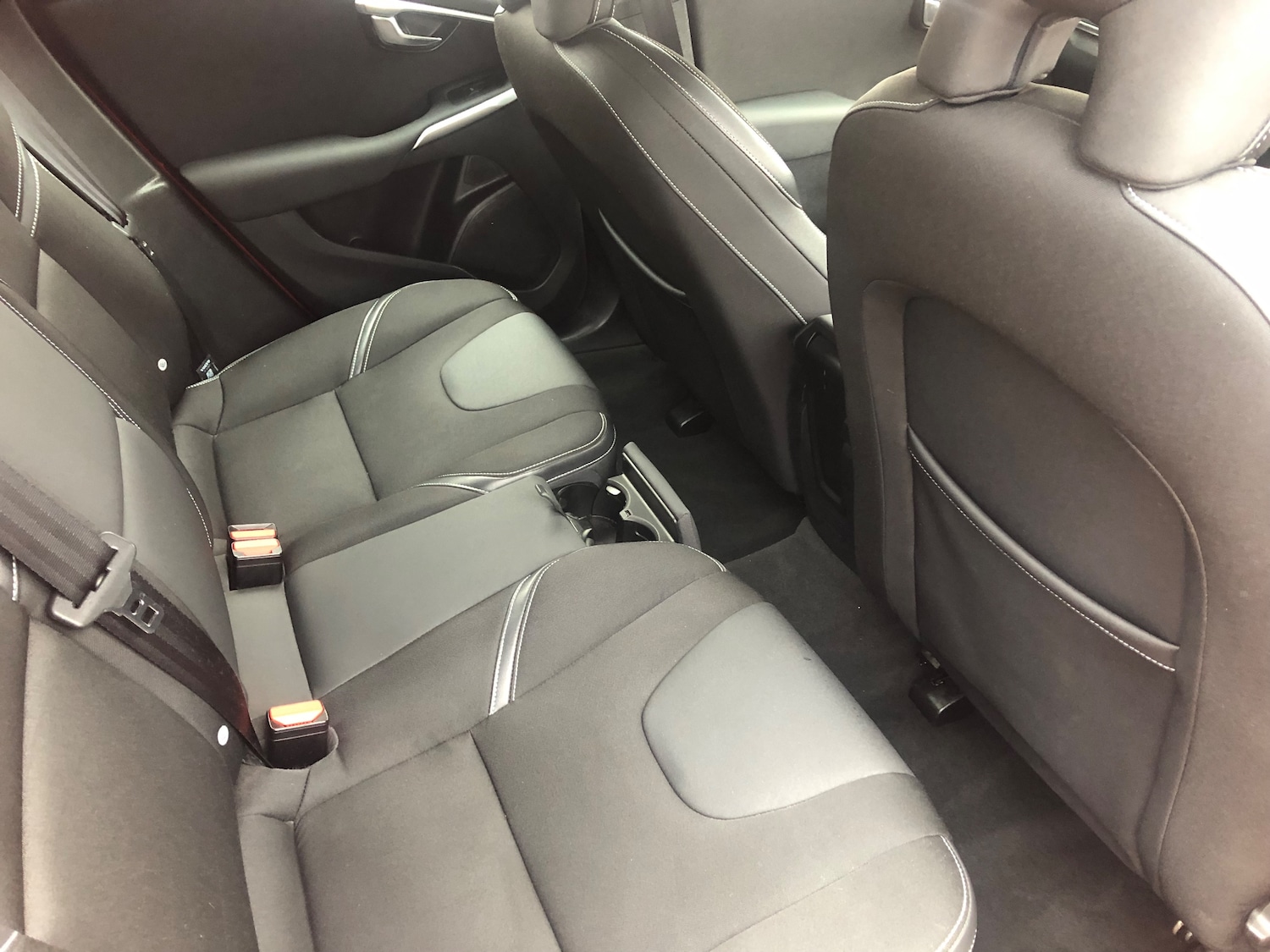 Used Volvo V40 2017 for sale - 76120162: Photo 11