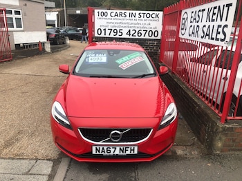 Used Volvo V40 2017 for sale - 76120162: Photo