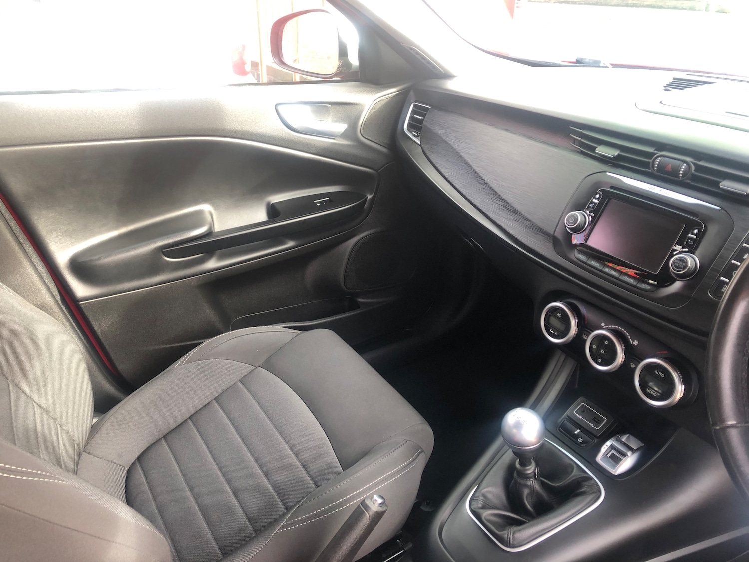 Used Alfa Romeo Giulietta 2017 for sale - 76334597: Photo 9