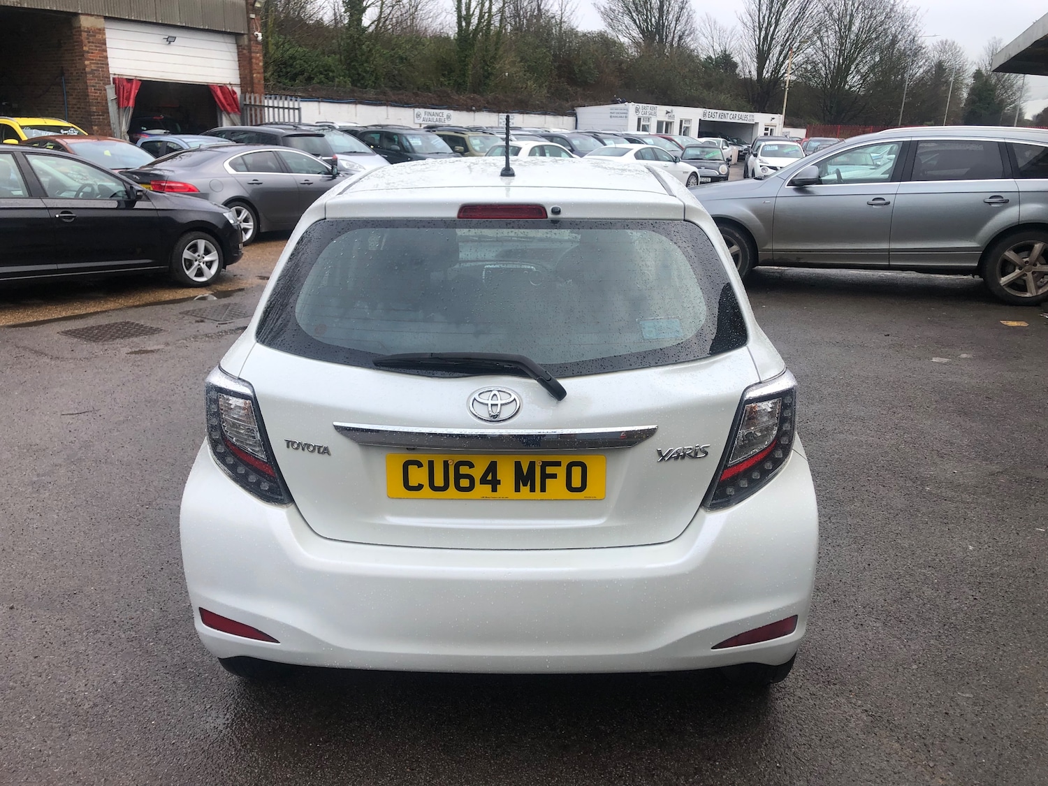 Used Toyota Yaris 2014 for sale - 77791733: Photo 4