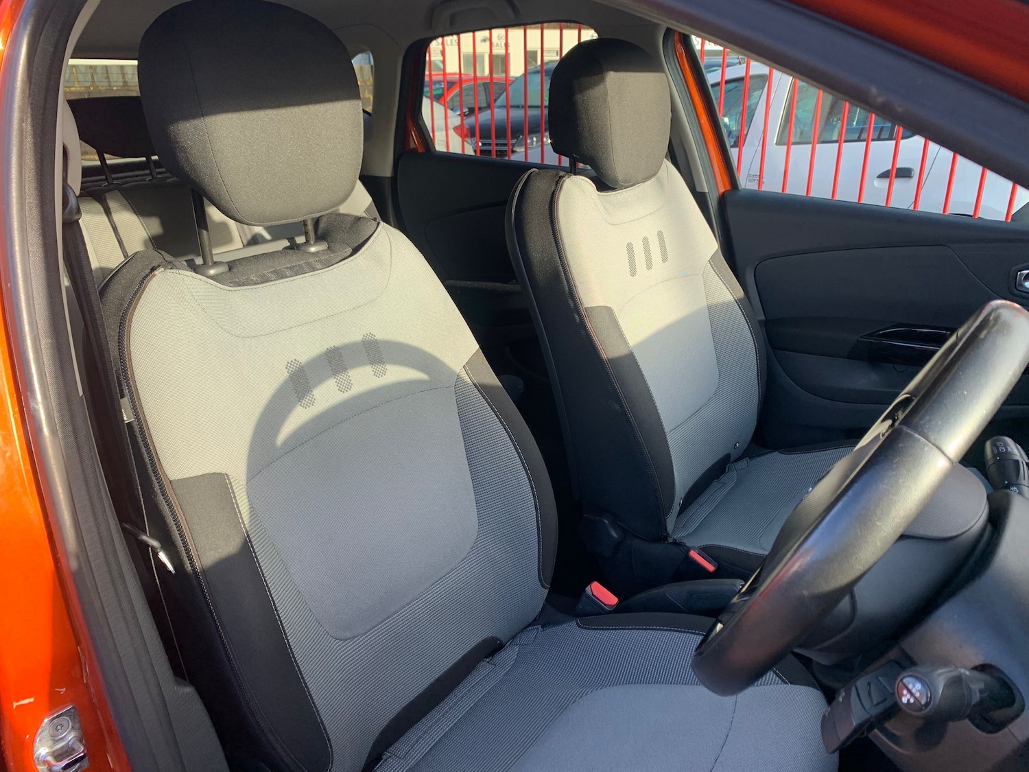 Used Renault Captur 2014 for sale - 76792441: Photo 10