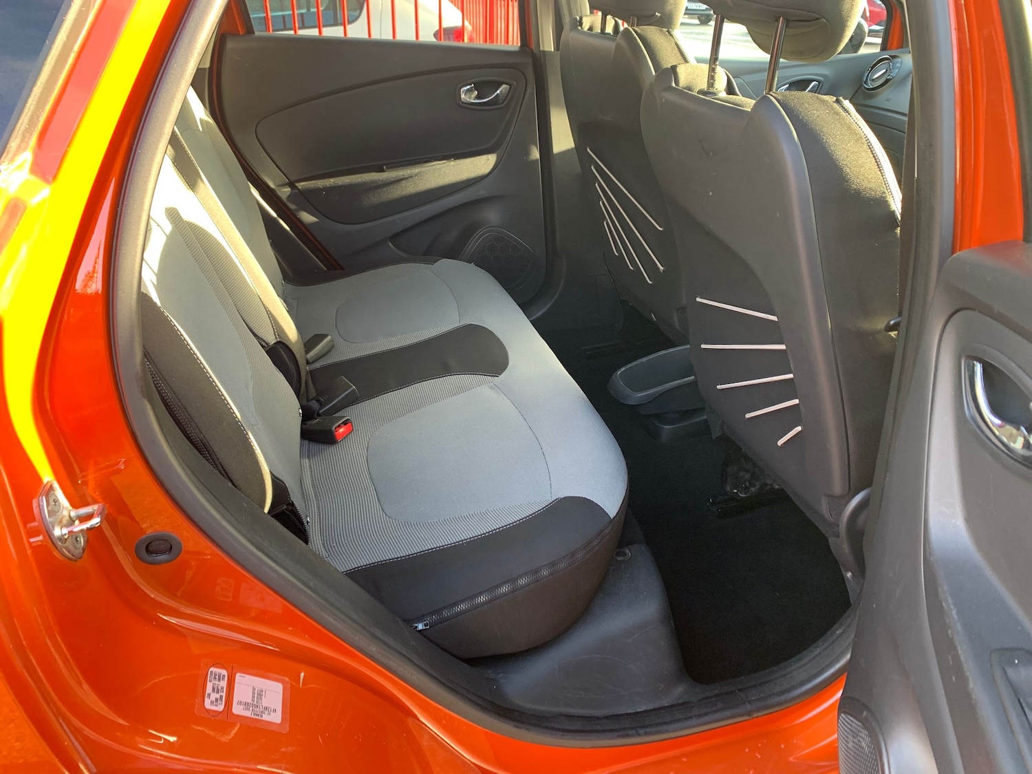 Used Renault Captur 2014 for sale - 76792441: Photo 13