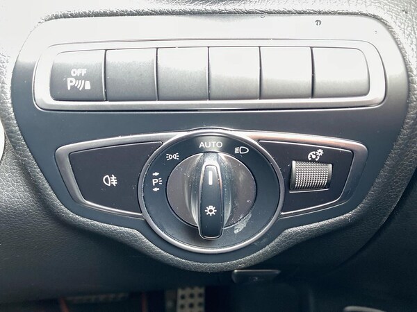 Used Mercedes-Benz GLC 2018 for sale - 76324632: Photo 22