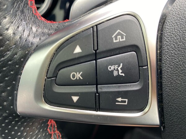 Used Mercedes-Benz GLC 2018 for sale - 76324632: Photo 26
