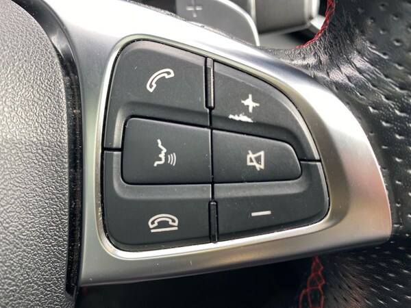 Used Mercedes-Benz GLC 2018 for sale - 76324632: Photo 27