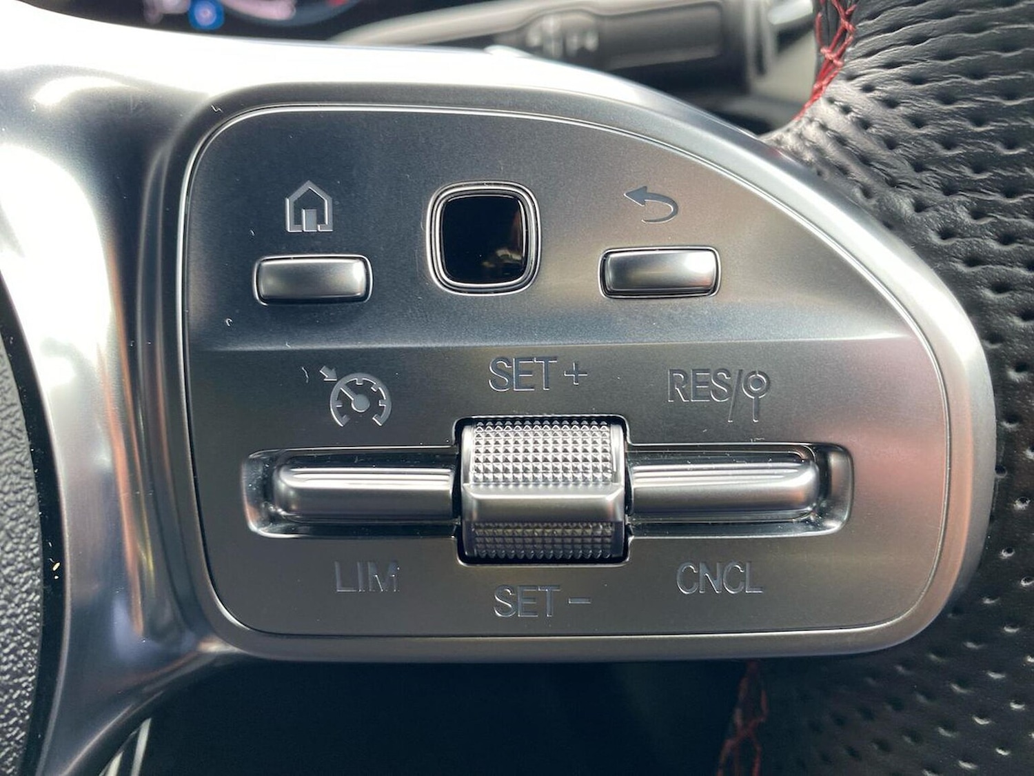 Used Mercedes-Benz CLA 2023 for sale - 77034633: Photo 27