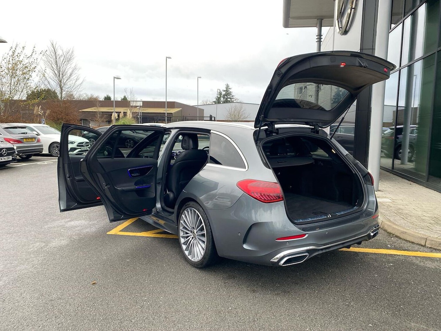 Used Mercedes-Benz C Class 2022 for sale - 76770017: Photo 40