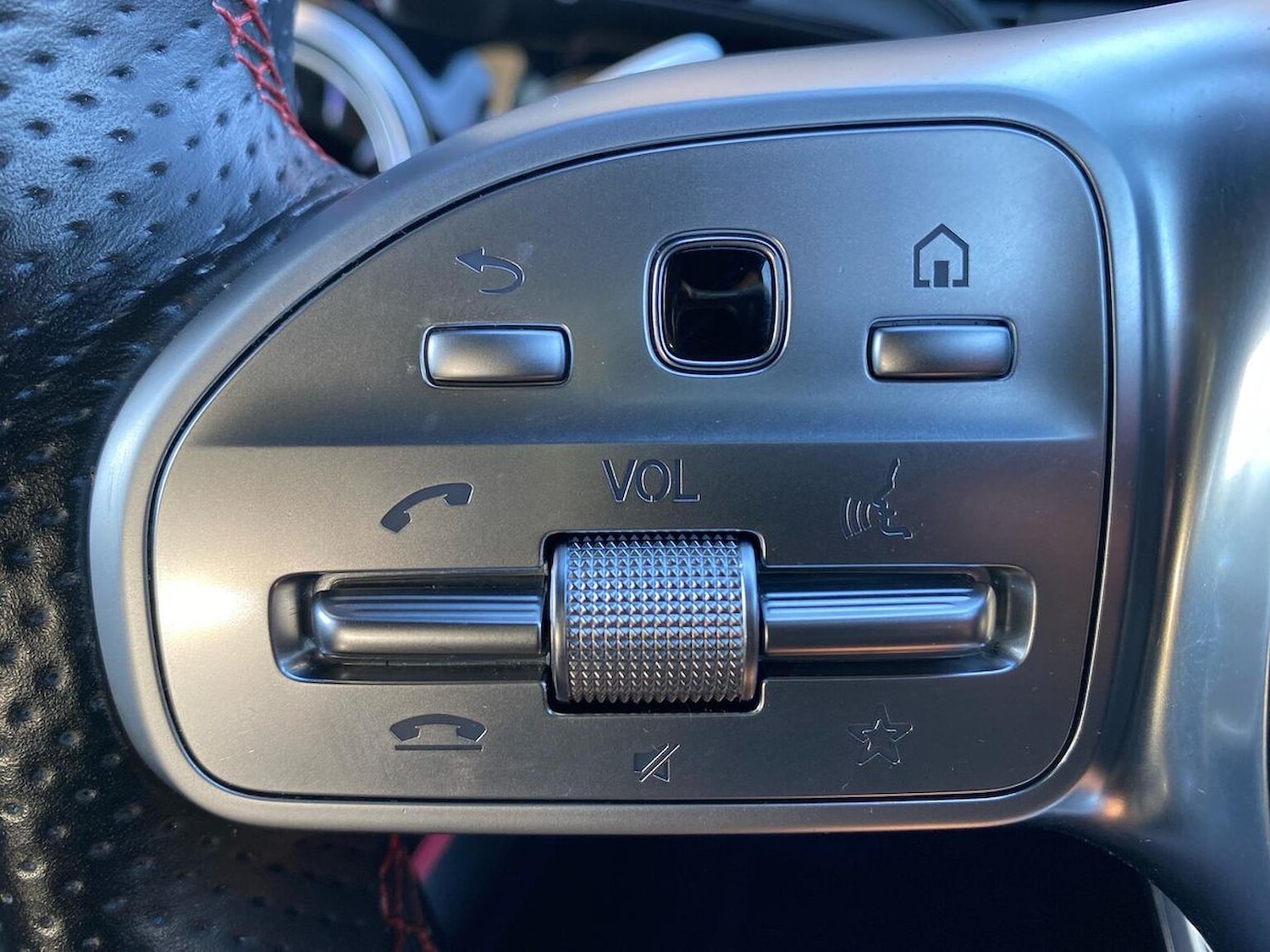 Used Mercedes-Benz EQA 2021 for sale - 76559790: Photo 26