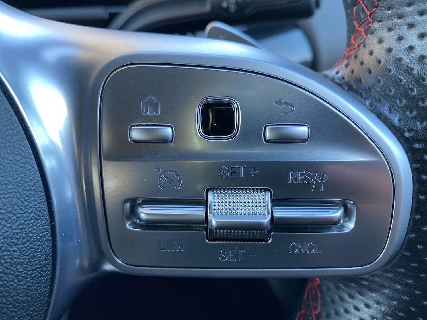 Used Mercedes-Benz EQA 2021 for sale - 76559790: Photo 27