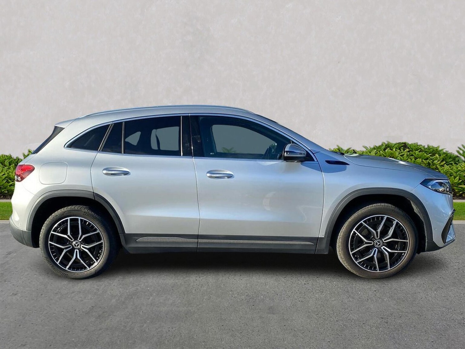 Used Mercedes-Benz EQA 2021 for sale - 76559790: Photo 3