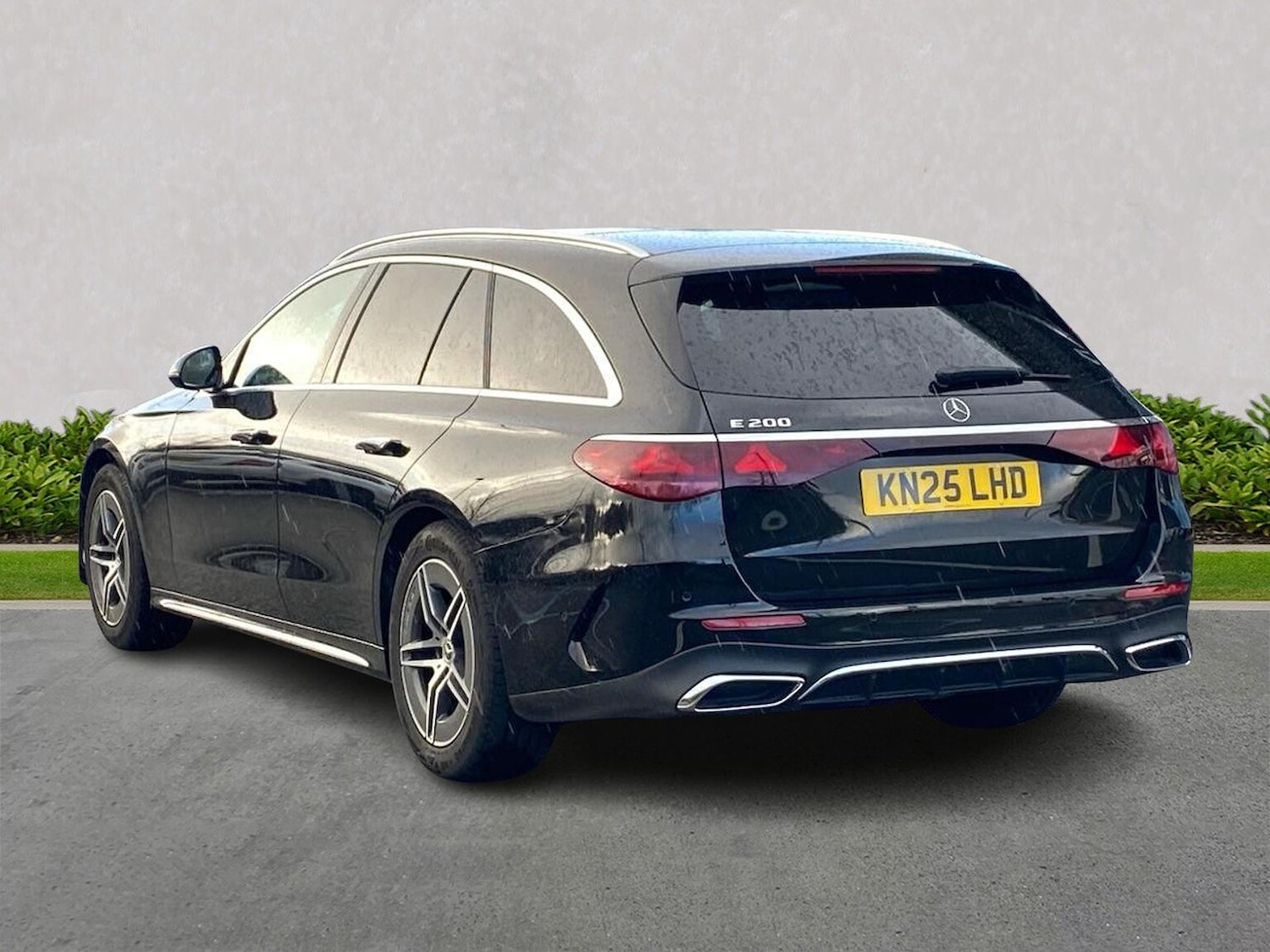 Used Mercedes-Benz E Class 2025 for sale - 77488792: Photo 2