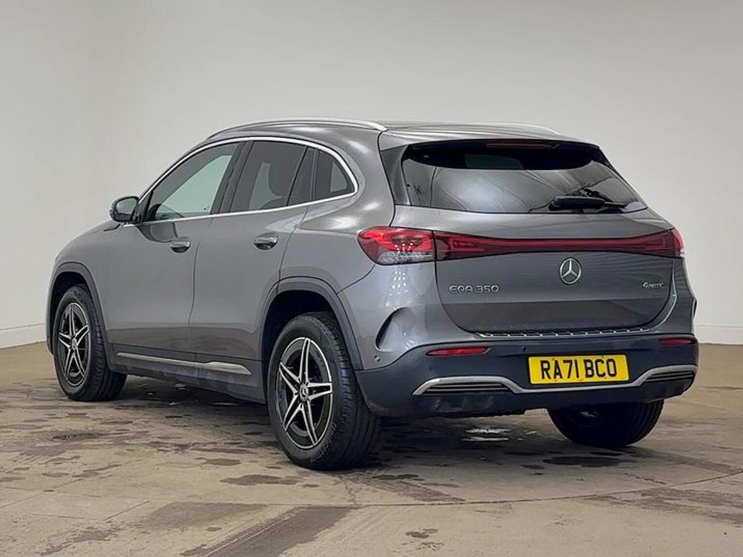 Used Mercedes-Benz EQA 2021 for sale - 76571025: Photo 2