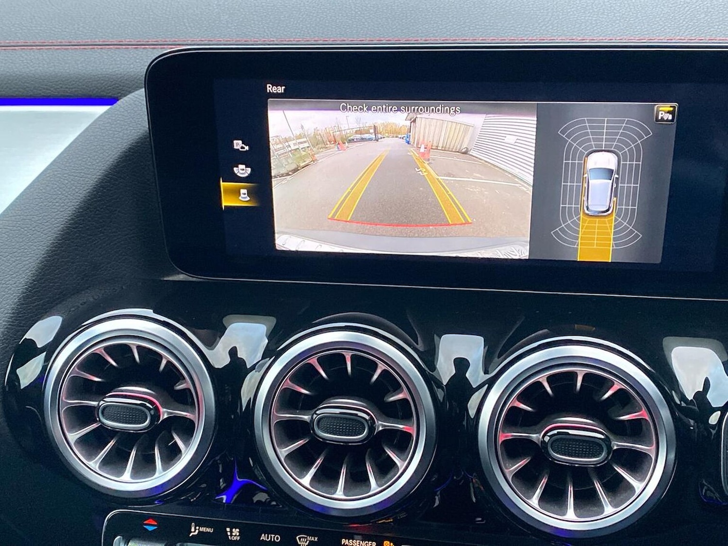 Used Mercedes-Benz EQA 2021 for sale - 76571025: Photo 25