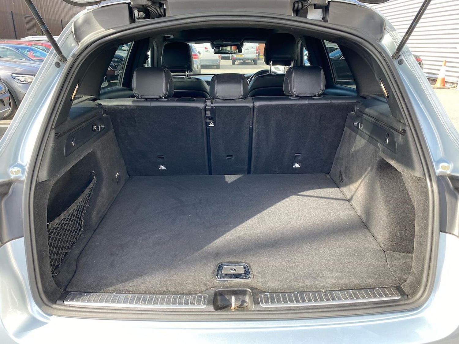 Used Mercedes-Benz GLC 2018 for sale - 76070265: Photo 17