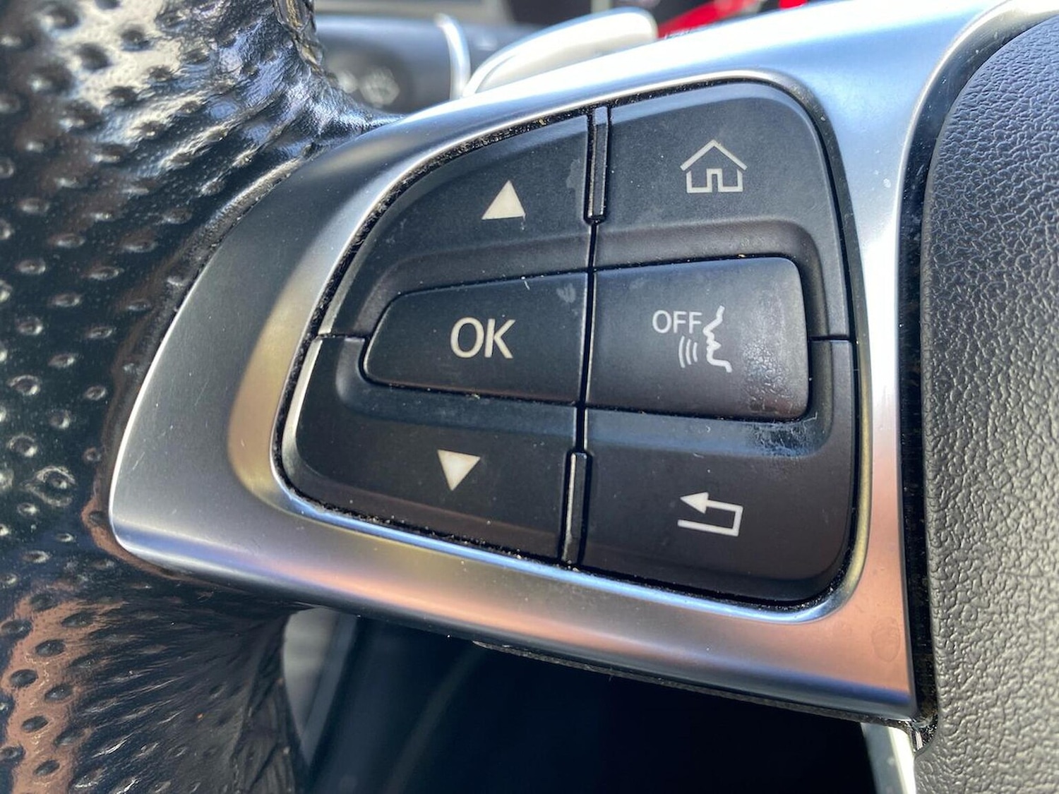 Used Mercedes-Benz GLC 2018 for sale - 76070265: Photo 26