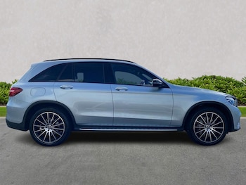 Used Mercedes-Benz GLC 2018 for sale - 76070265: Photo 3