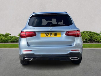 Used Mercedes-Benz GLC 2018 for sale - 76070265: Photo 4