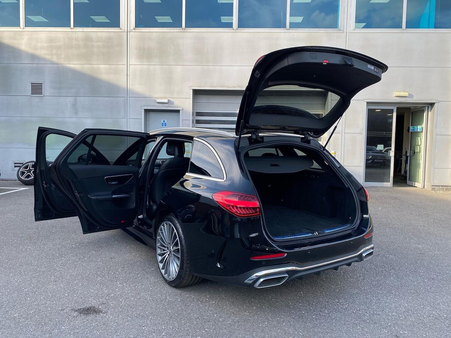 Used Mercedes-Benz C Class 2024 for sale - 77488862: Photo 40