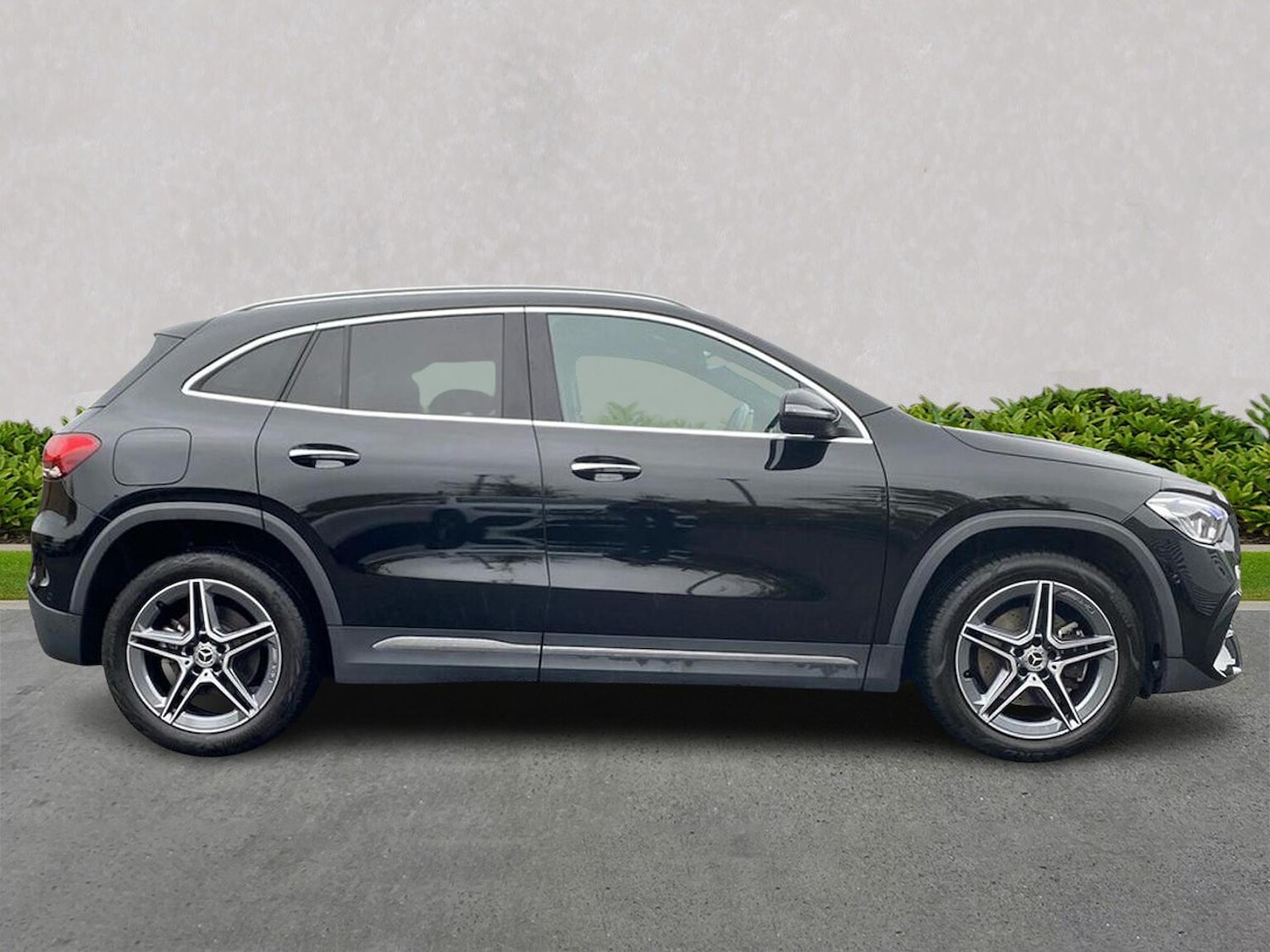 Used Mercedes-Benz EQA 2025 for sale - 76007239: Photo 3