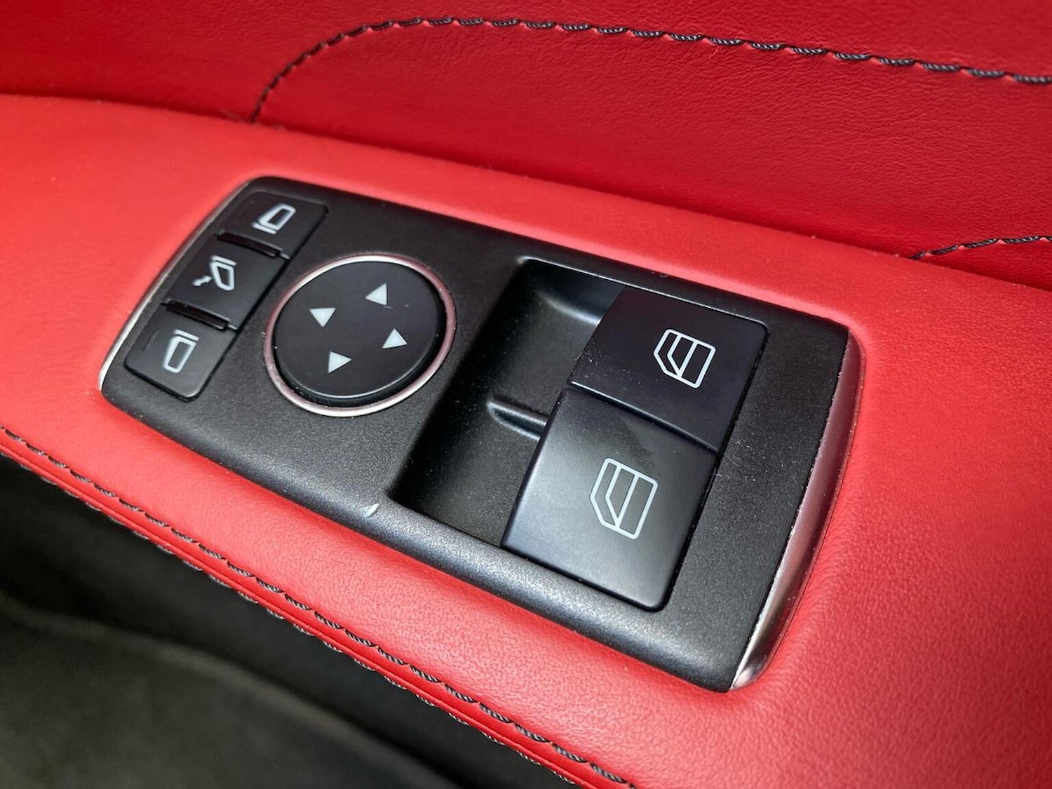 Used Mercedes-Benz S Class 2011 for sale - 76693382: Photo 20