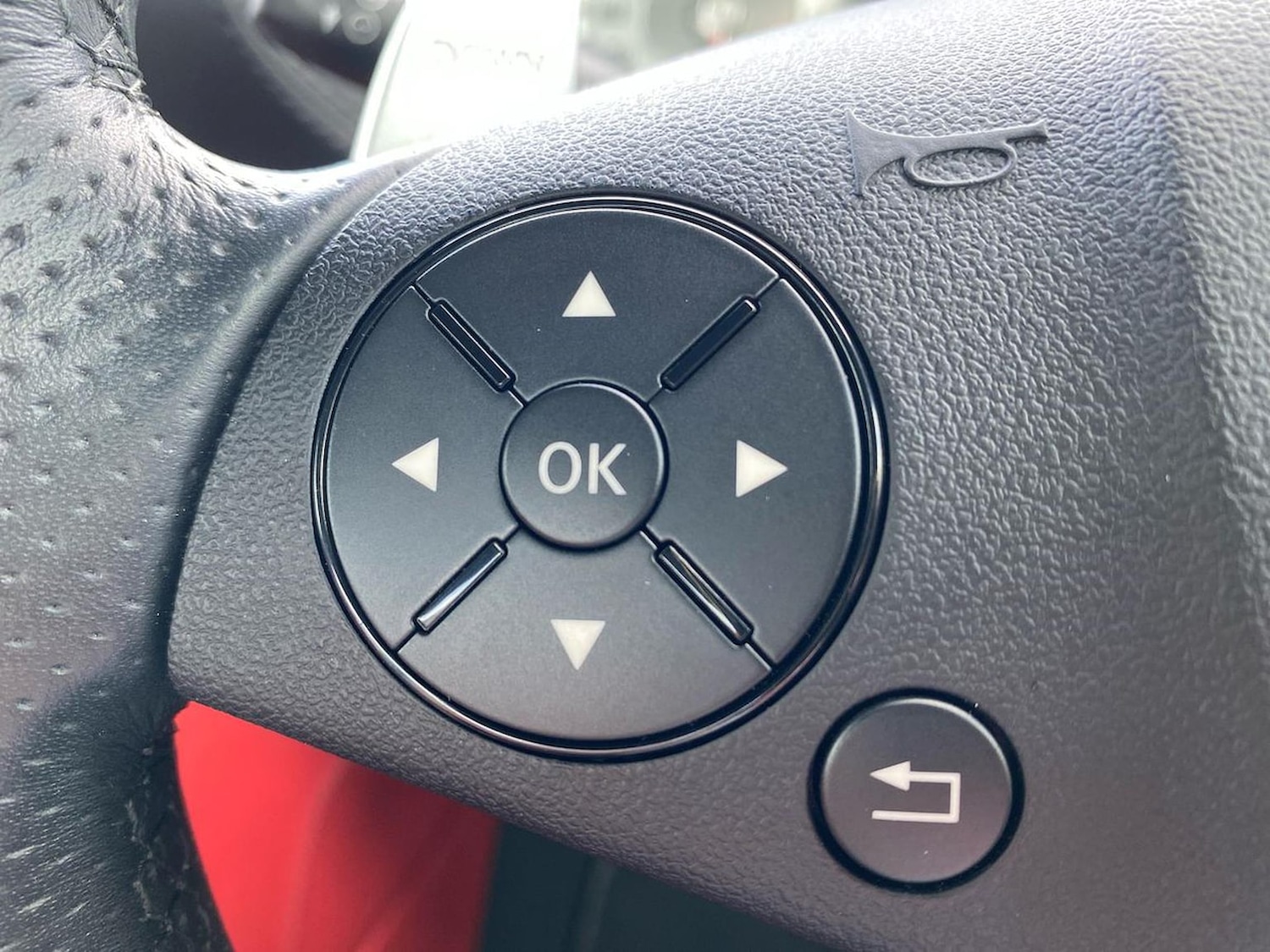 Used Mercedes-Benz S Class 2011 for sale - 76693382: Photo 26