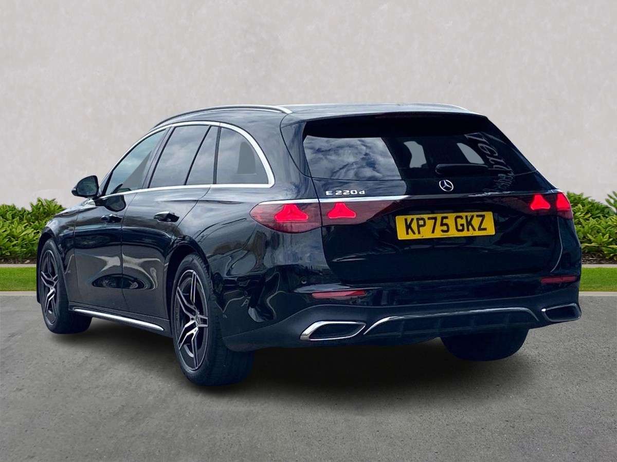 Used Mercedes-Benz E Class 2025 for sale - 78196118: Photo 2