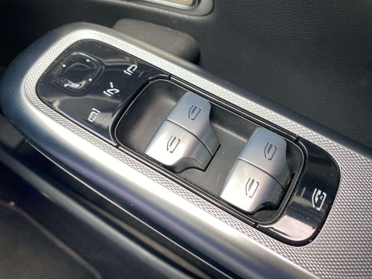 Used Mercedes-Benz E Class 2025 for sale - 78196118: Photo 21